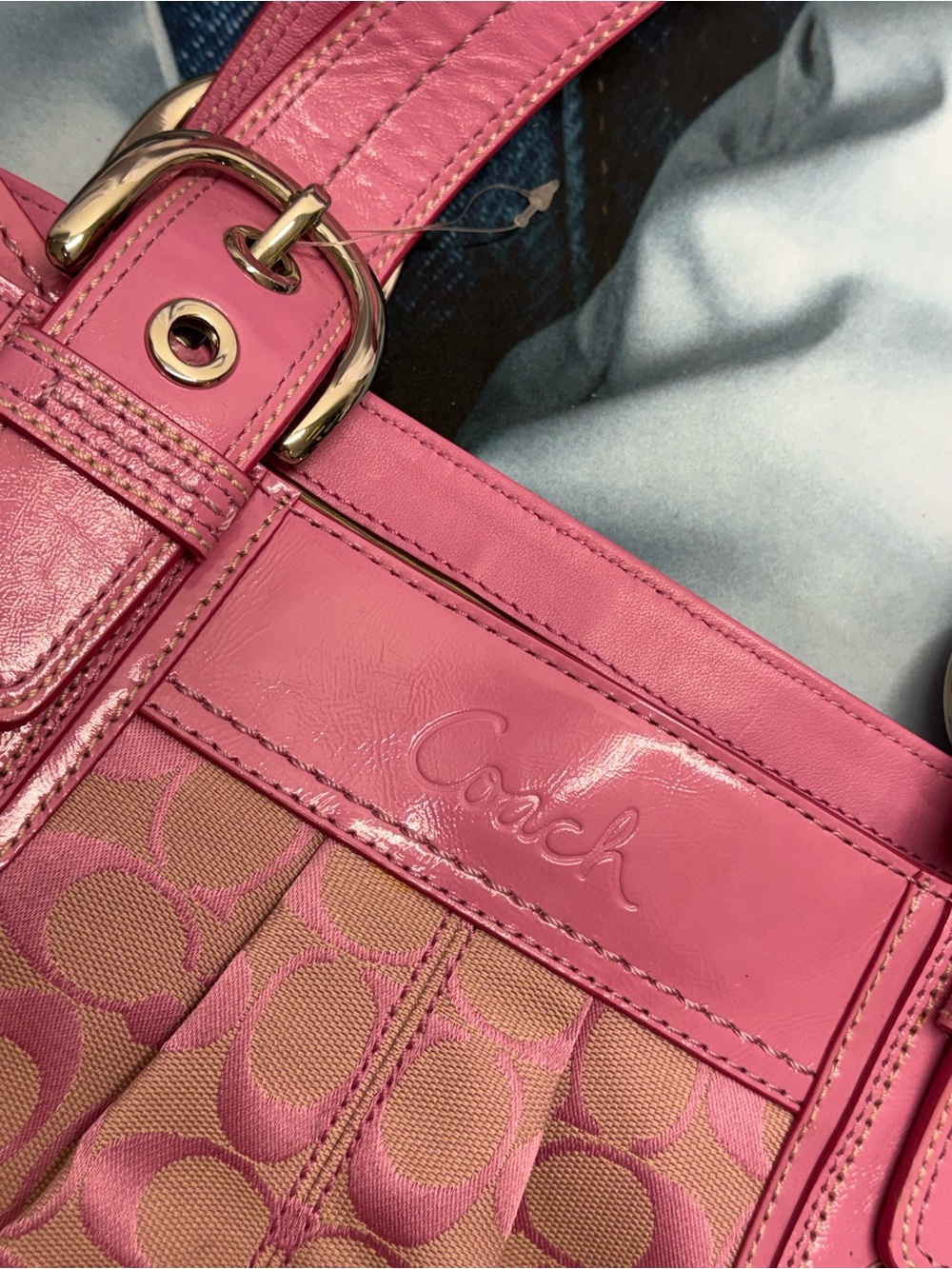 (new+tag) Coach SoHo Pleated Pink Signature Jacquard Tote w/ Leather Patent Trim - Picture 3 of 11
